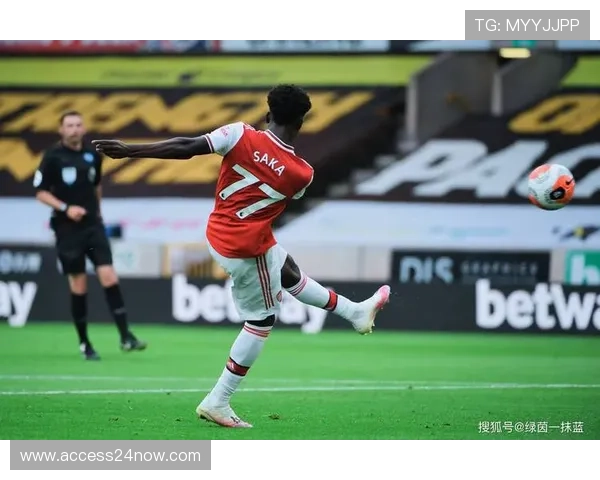 萨卡进球后签字庆祝坐实续约成