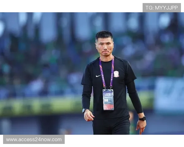 国足开局受挫邵佳一首败